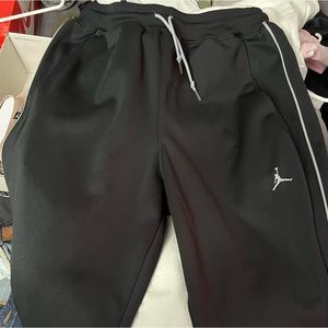 Men’s AIR JORDAN vintage warm up pants size XL black and grey